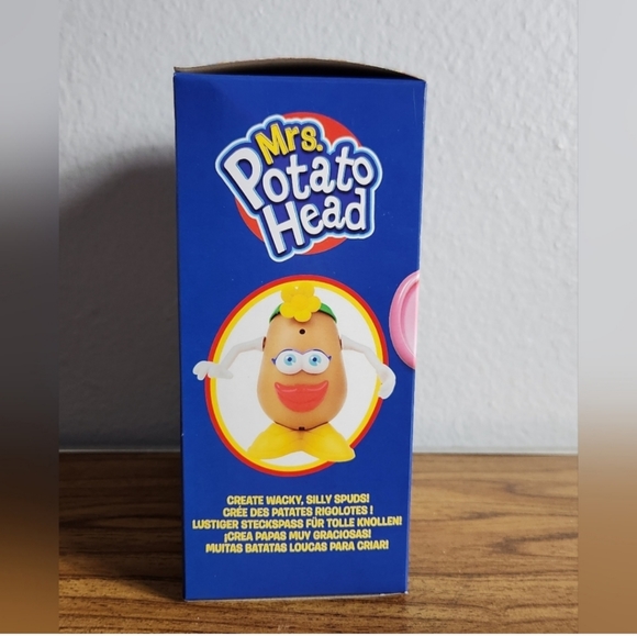 Mrs. Potato Head - Picture 2 of 5